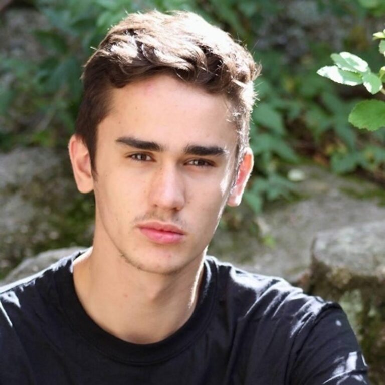 Ethan Andrew